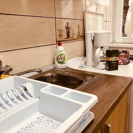 Apt Near Spitalul Judetean, Need Lr14