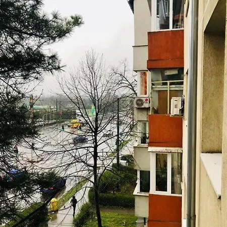 Apt Near Spitalul Judetean, Need Lr14