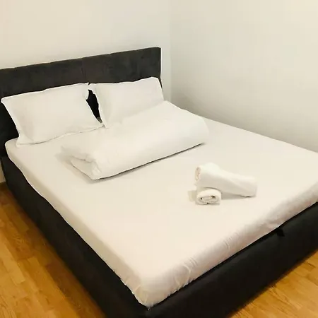 Apt Near Spitalul Judetean, Need Lr14 Timisoara