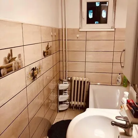 Apt Near Spitalul Judetean, Need Lr14 *