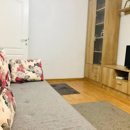 Apt Near Spitalul Judetean, Need Lr14 *